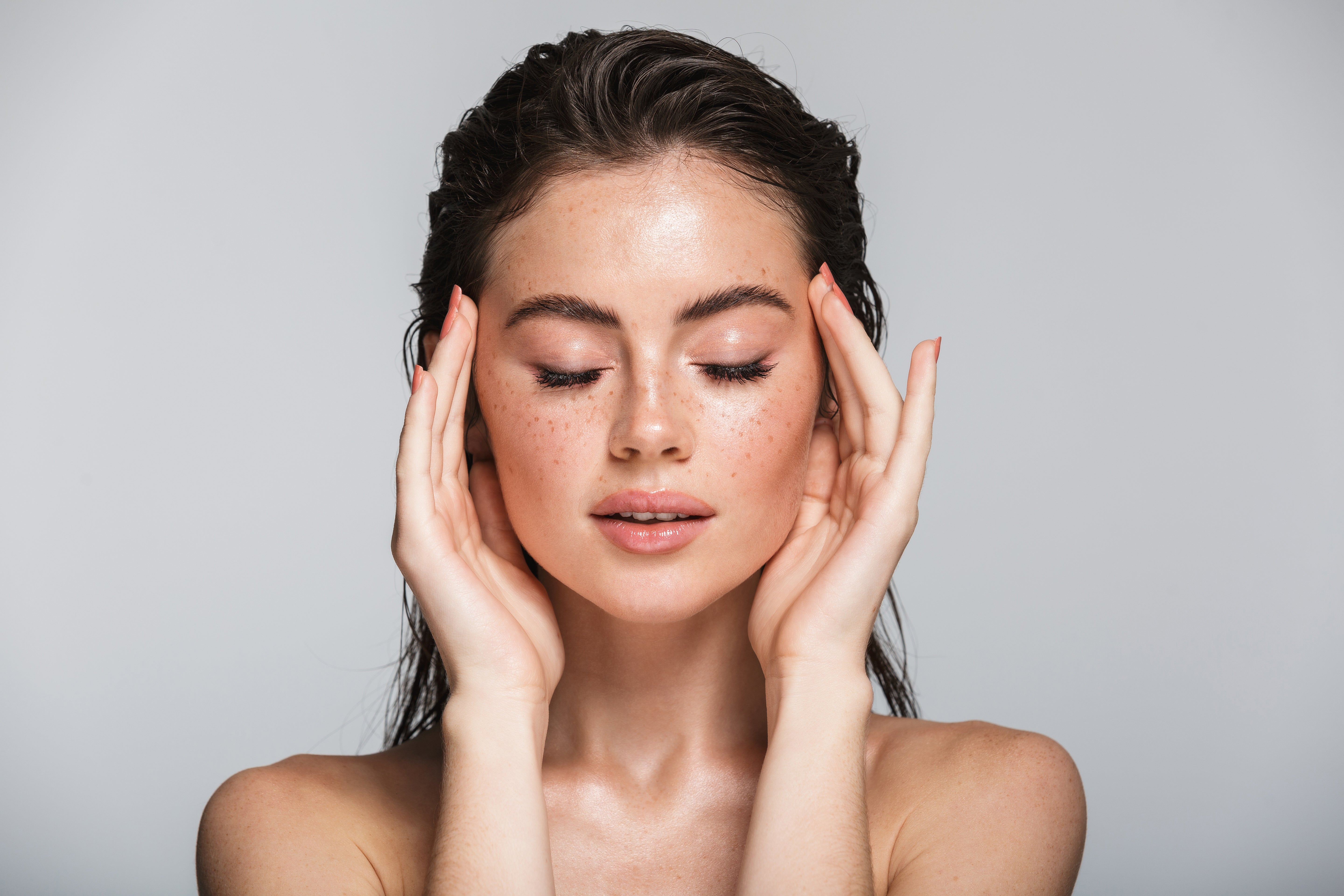 The Ultimate Skincare Routine for Dry Skin: Hydration from Start to Finish