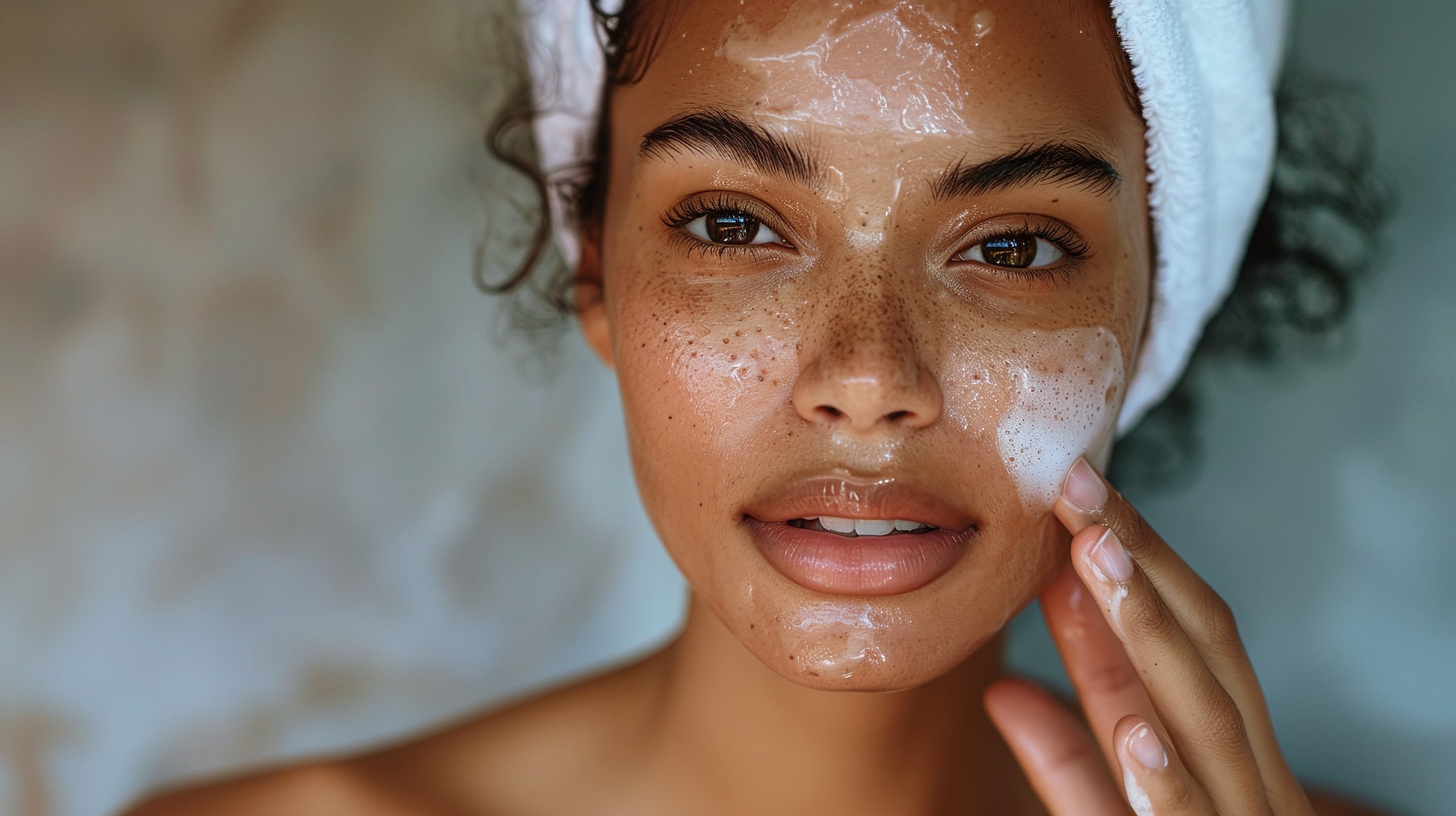 Double Cleansing Decoded: Elevate Your Skincare with This Essential Routine